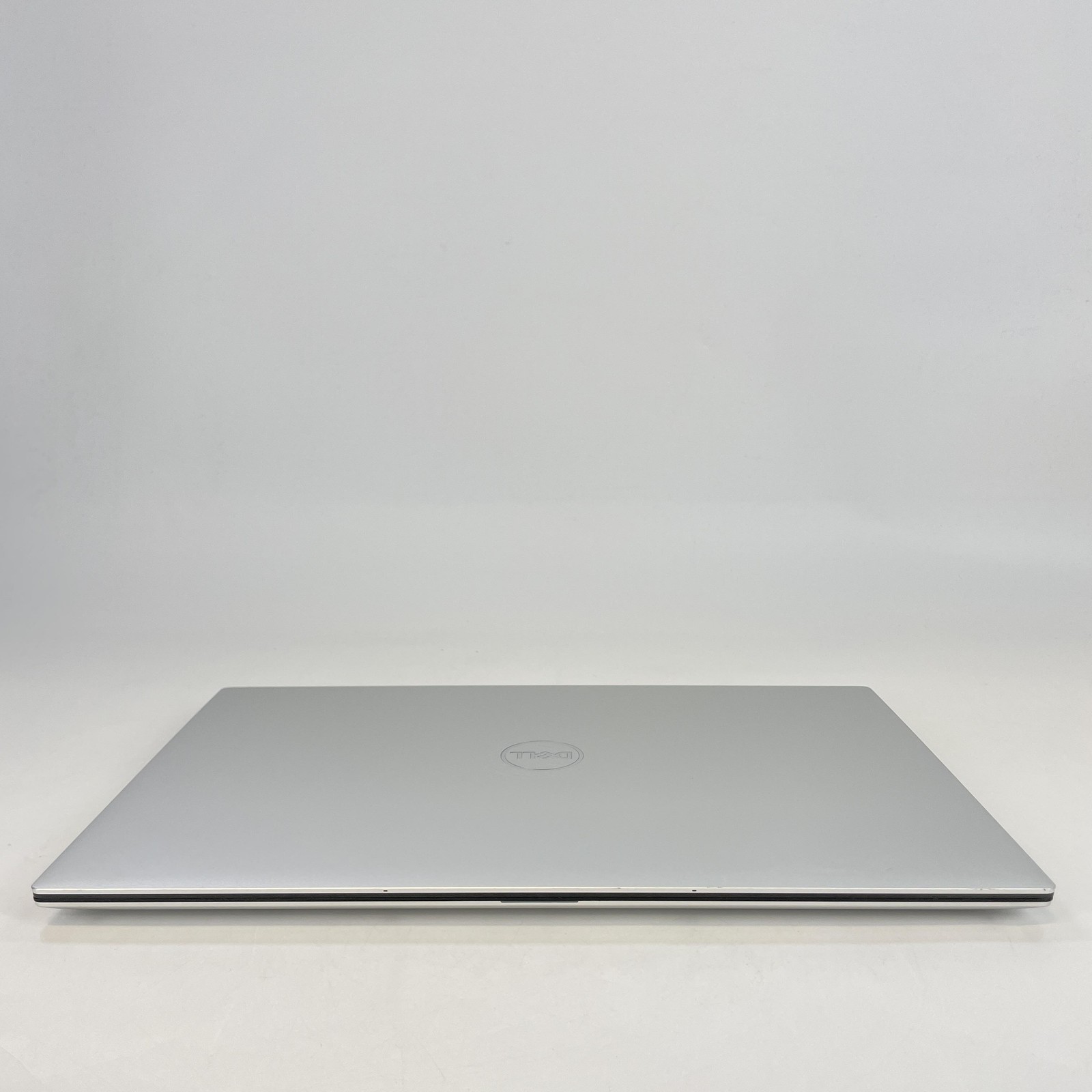 Dell XPS 15 9510 Silver FHD+ i7-11800H 2.30GHz 32GB 1TB SSD RTX 3050 Ti Good