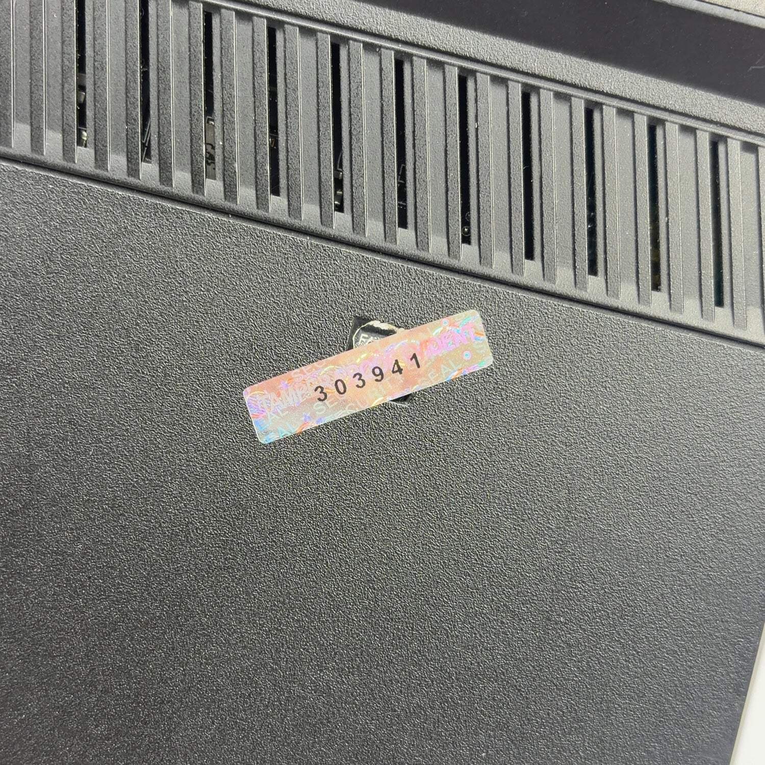 Broken MSI Raider GE78HX 13VG i7-13700HX 16GB RAM 1TB SSD GeForce RTX 4070 READ