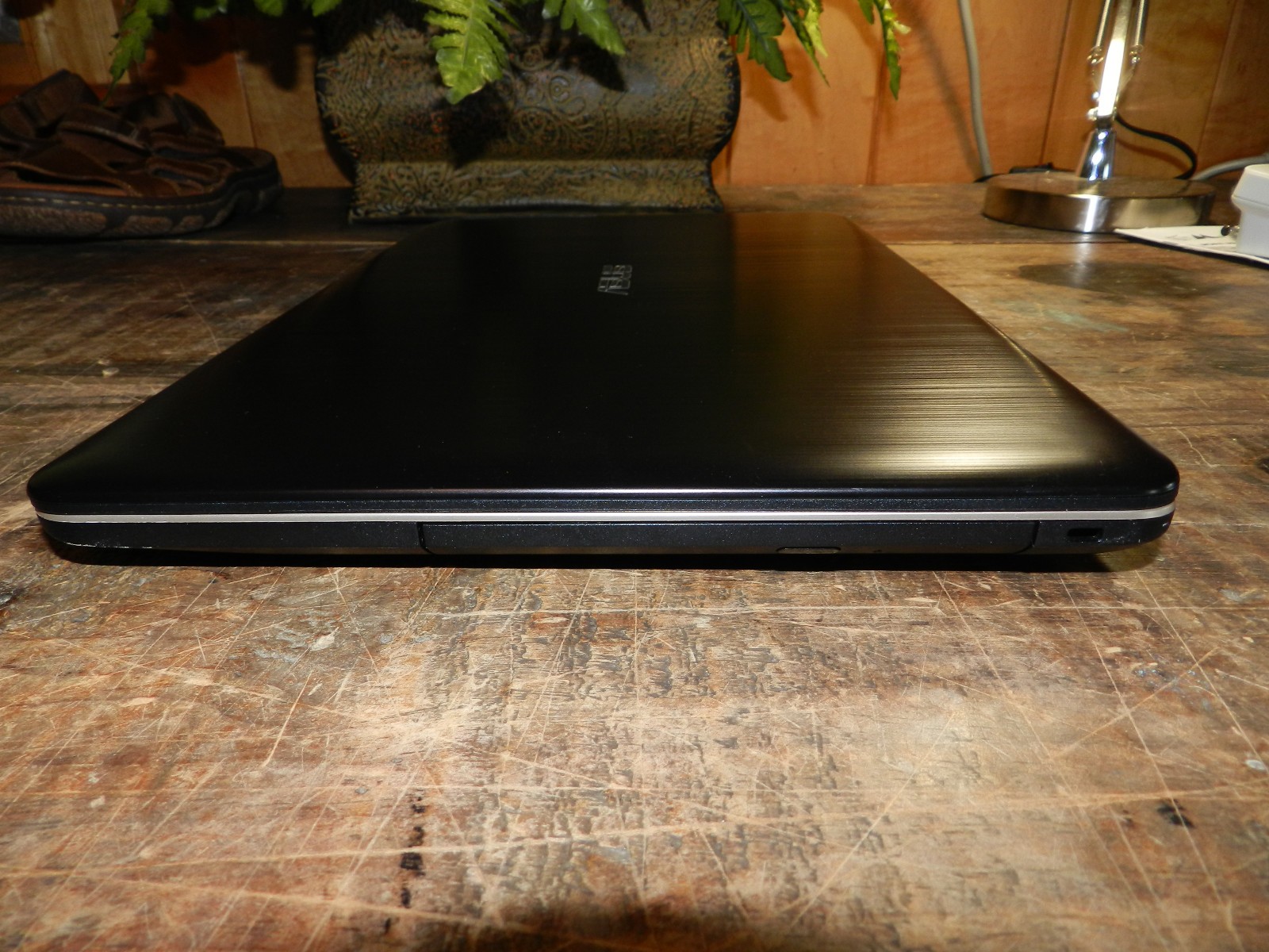 ASUS Vivobook 15 X540MA Intel Celeron N4000 1.10GHzx2/4 Gigs of Ram/128 SSD