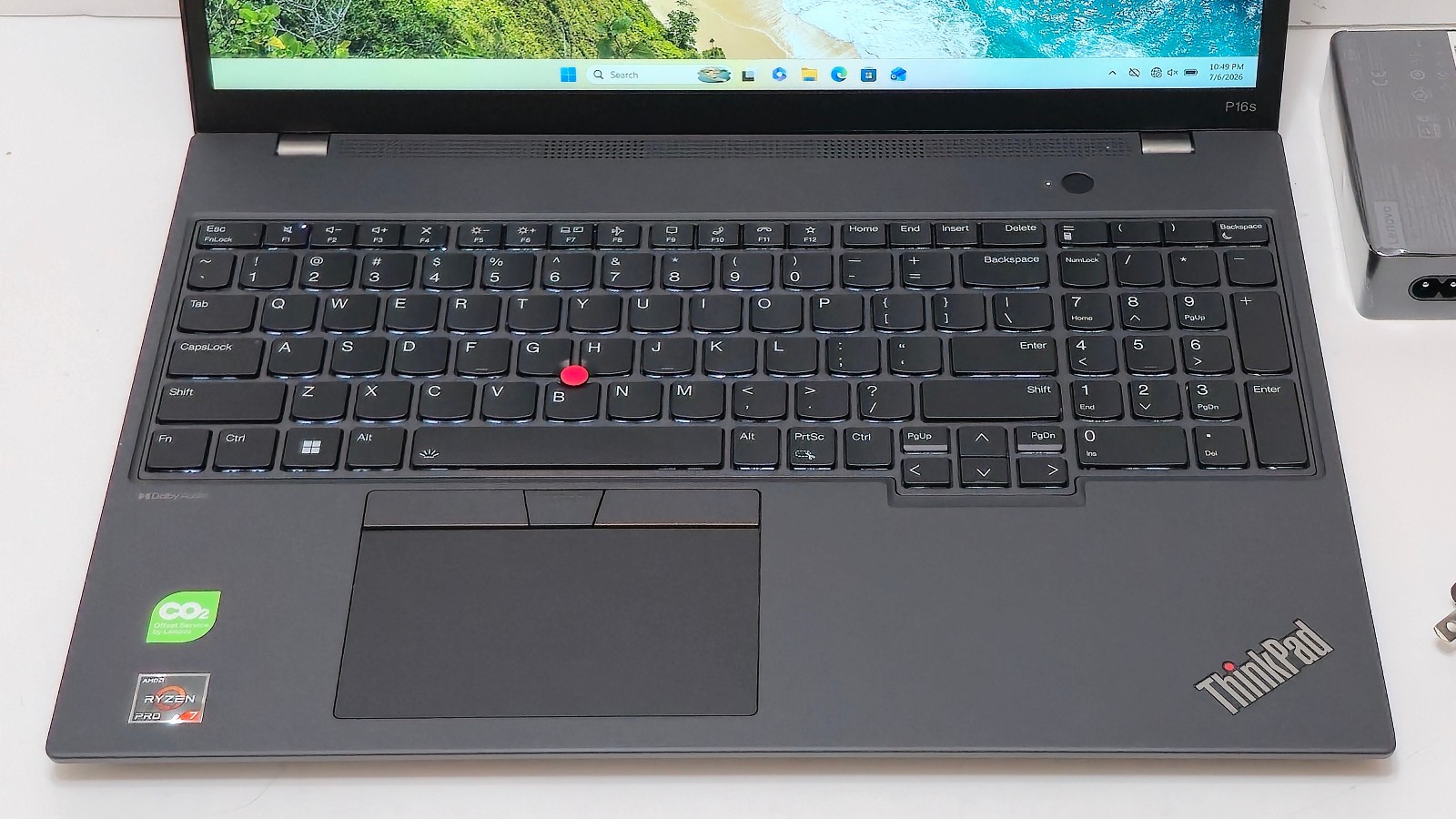 Lenovo ThinkPad P16s Gen 2 Ryzen 7 Pro 2TB SSD 64 GB RAM Radeon 780M 4GB Touch