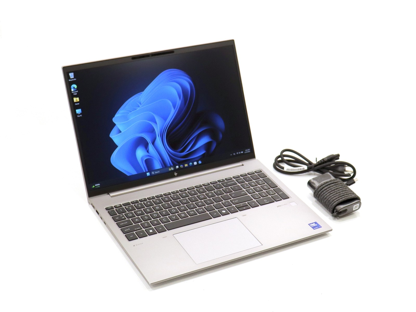 HP ZBook Firefly G11 16.0″ FHD+ Ultra 7 155U 32GB RAM 512GB NVMe W11P