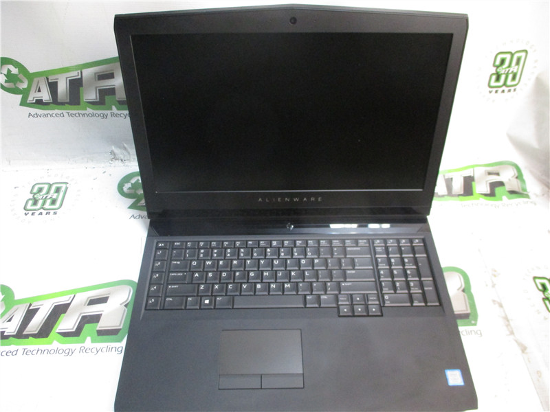 Alienware M17 R4 Laptop i7-7820HK 2.9GHz 32GB 512GB SSD GTX 1080 Win 10 Pro COA