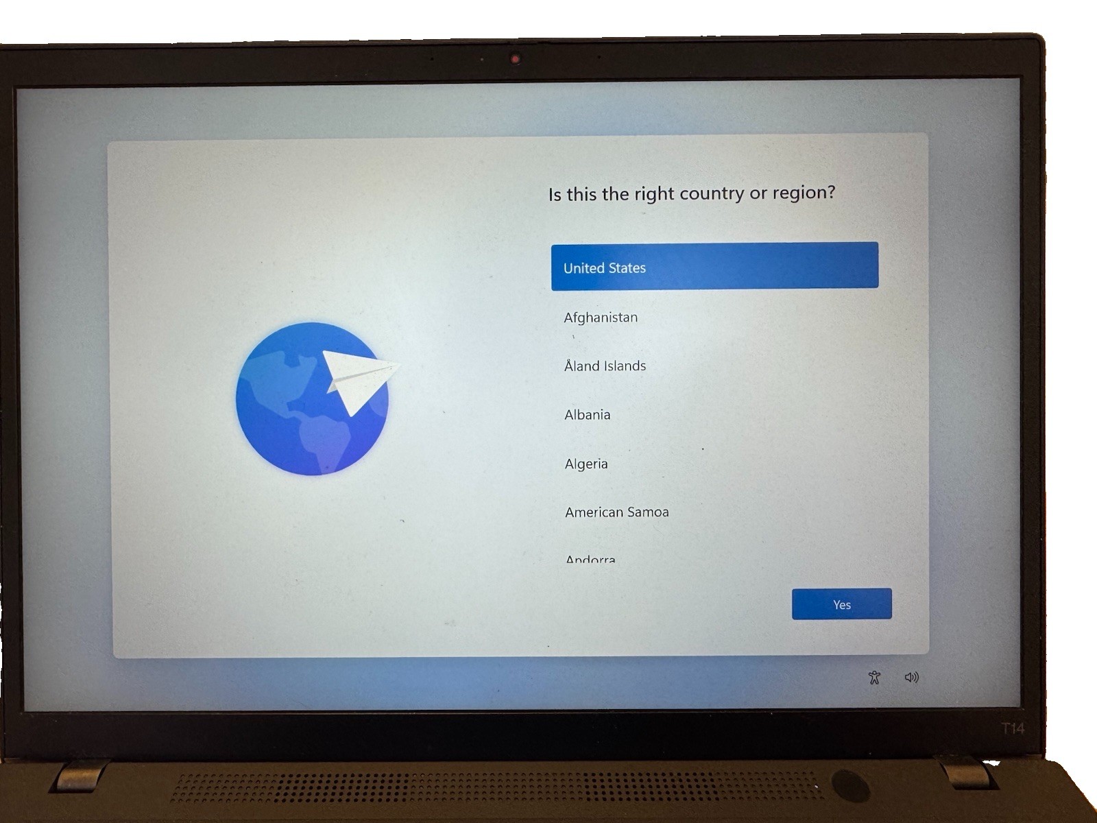 Lenovo ThinkPad T14 Gen 3 14″ (512GB SSD, AMD Ryzen 7 6850U, 2.70 GHz, 16GB RAM)
