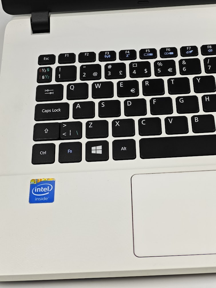 Acer Aspire ES1-331-C09Z Laptop – Used, no SSD, no OS