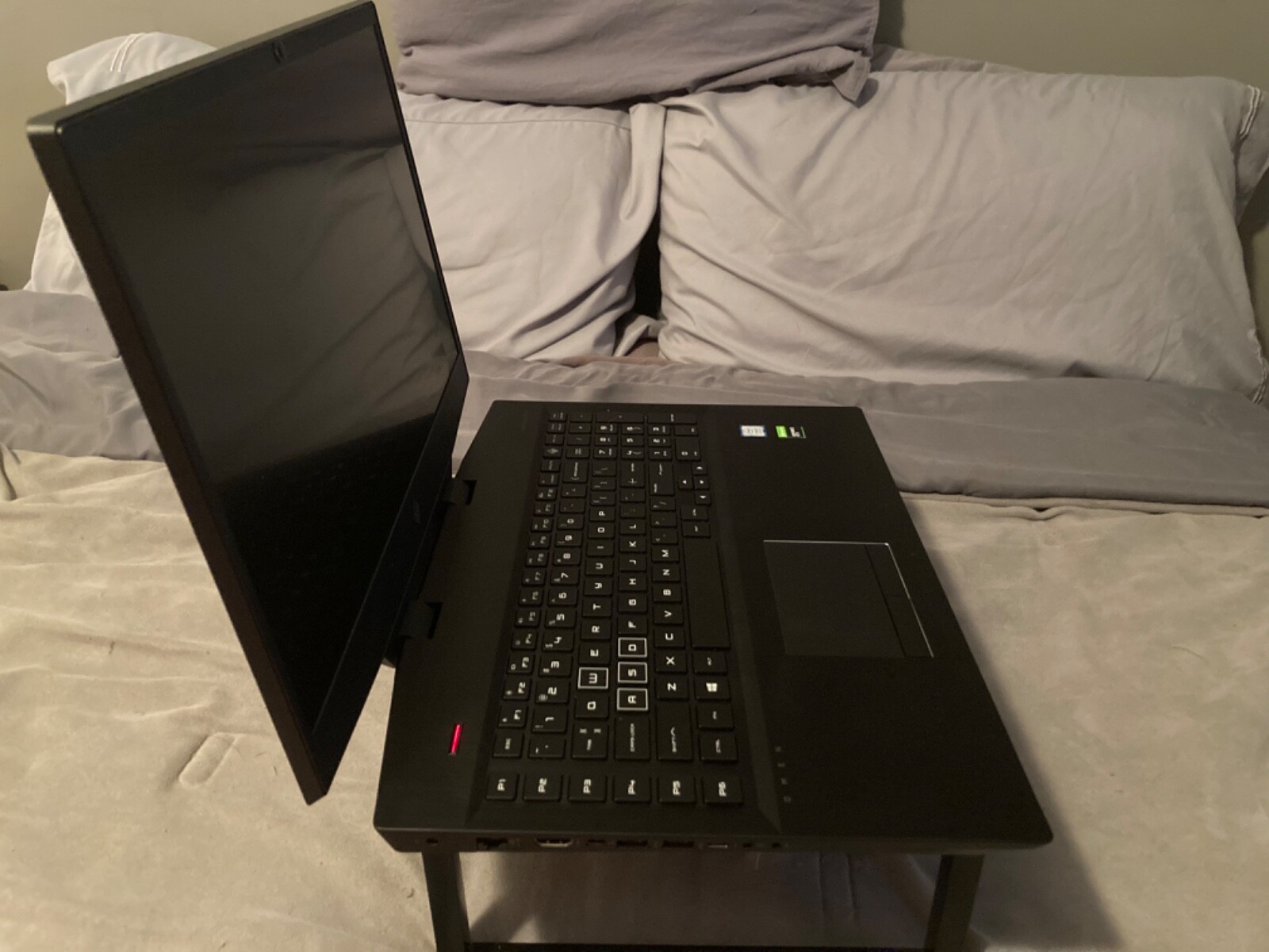 HP Omen 17 Gaming Laptop 17.3” i7-9750H 16GB RAM 1660Ti 6GB