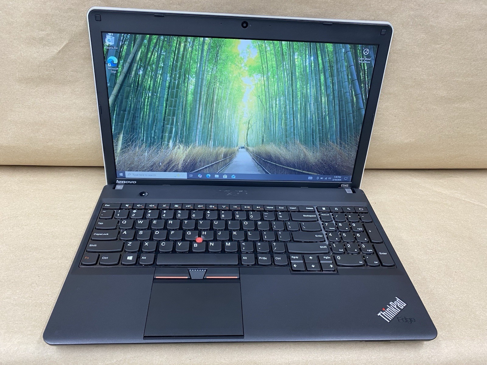 Lenovo E545 – 16″ 1366×768 – AMD A6-5350M – 8GB – 128GB SSD – Win 10 Pro