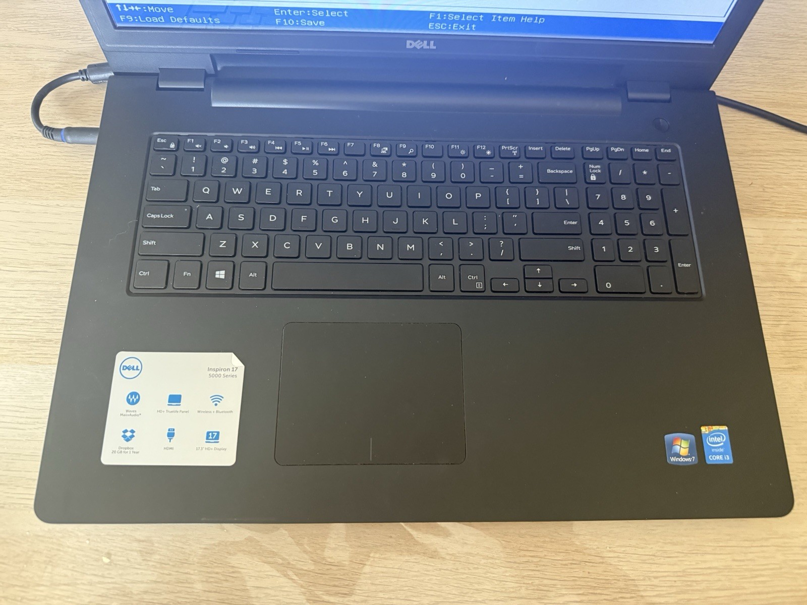 Dell Inspiron 5748 Core i3-4030U 1.90GHz 4GB , 500GB HDD Windows 7