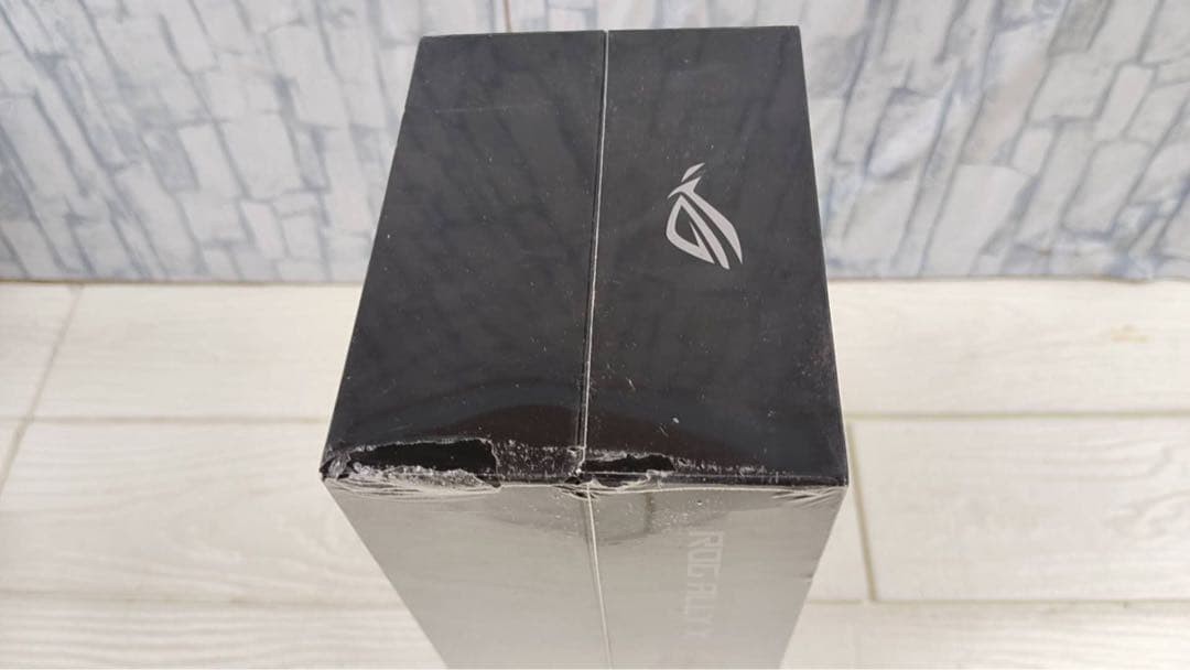 ASUS ROG Ally X 2024 Portable Gaming PC 7.0in Ryzen Z1 24GB RAM 1TB SSD Unused