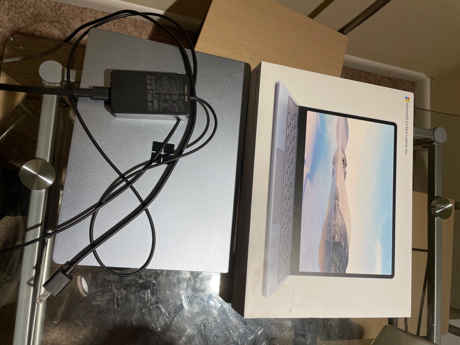 Microsoft Surface Go 12.4 inch (128GB, Intel Core i5 10th Gen., 3.60GHz, 8GB)…