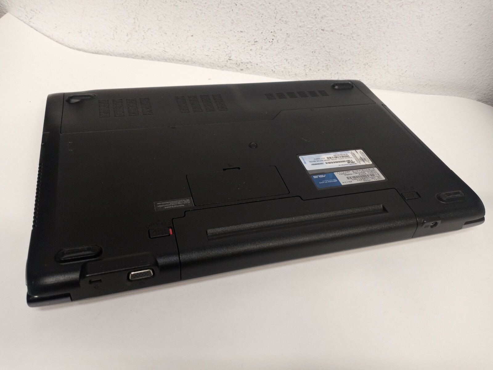 ASUS N53S 15.6″ Intel Core i7-2670QM 2.20GHz 8GB RAM 128GB SSD BT DVD Win10 H