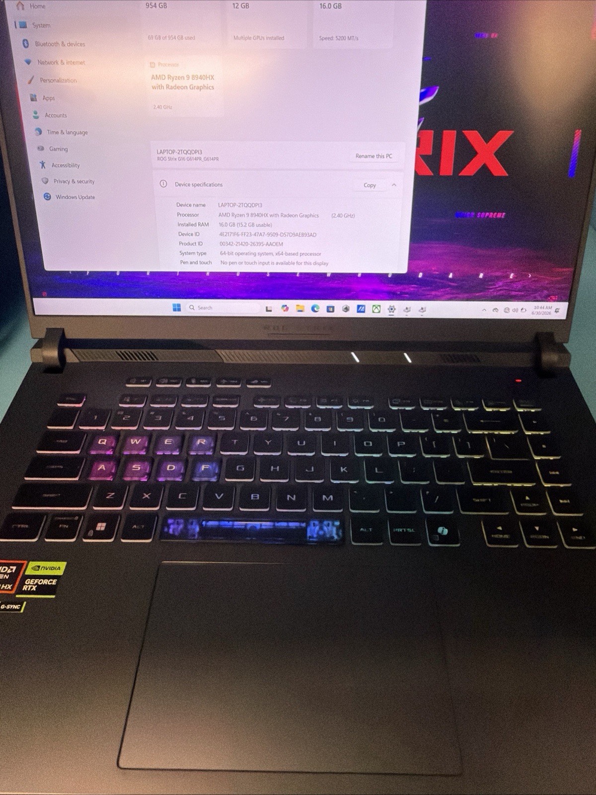 ASUS ROG Strix G16 16″ FHD 165Hz Laptop AMD Ryzen 9 16GB 1TB SSD RTX 5070 Ti