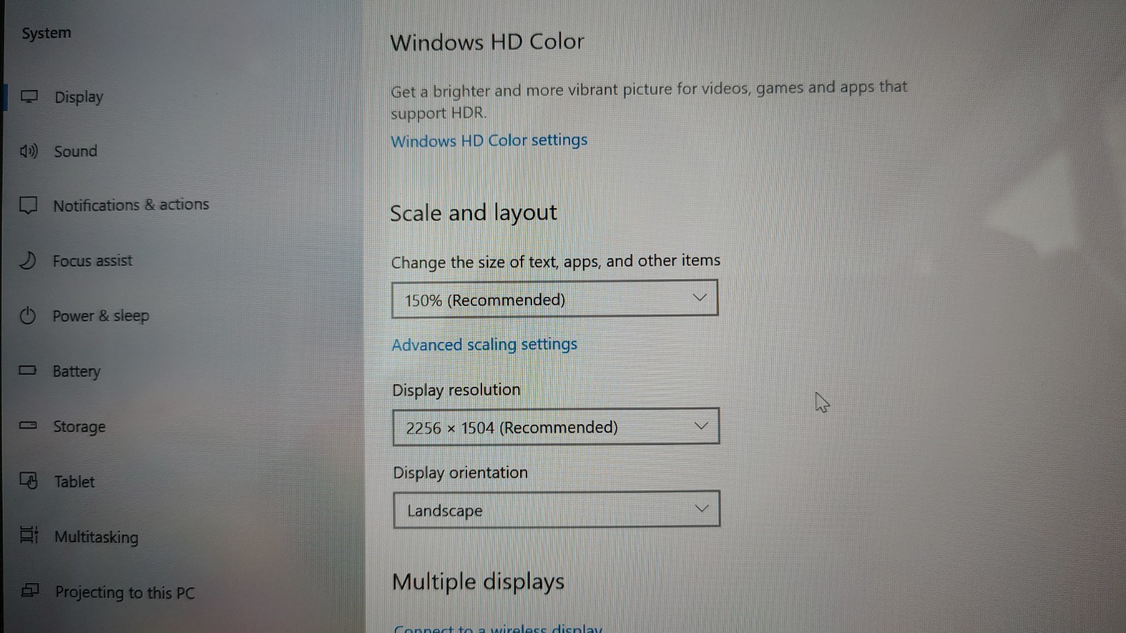 Microsoft Surface Laptop 1769 – i5 7200U, 128GB SSD, 4GB Ram -vClean Barely Used