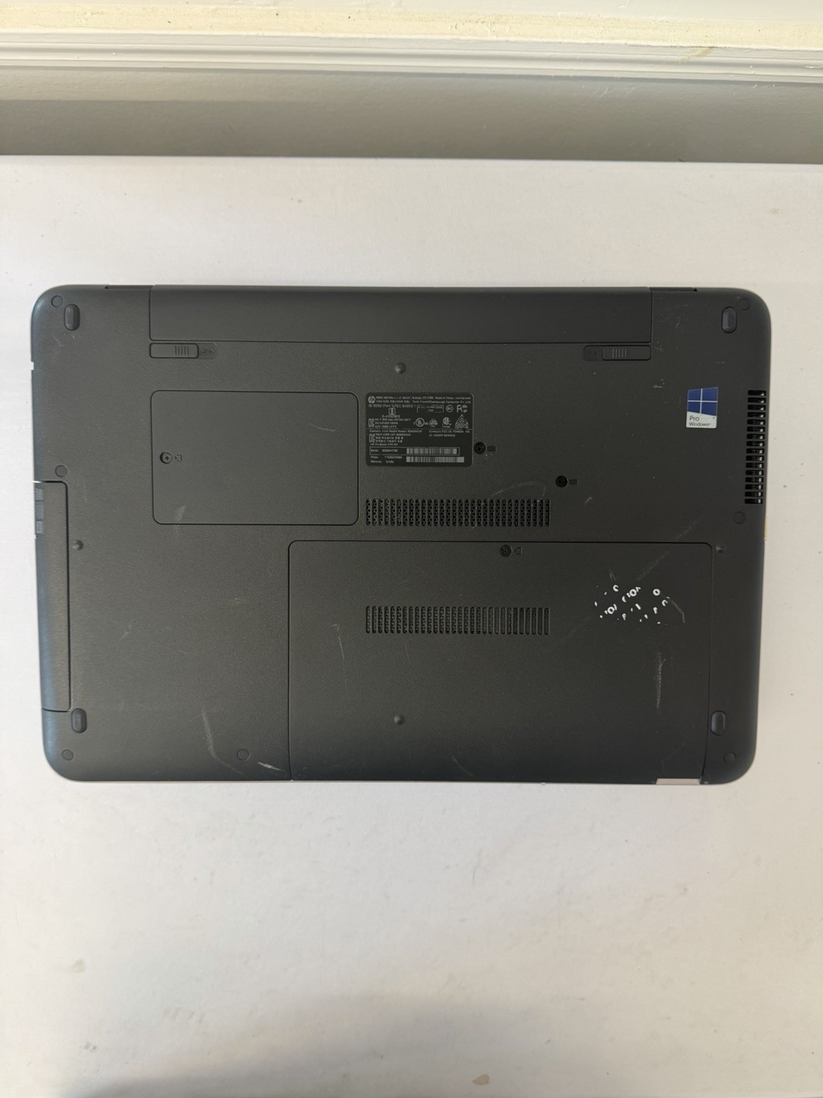 HP Probook 470 G3 Laptop – Good Screen – Intel i5-6200U – RAM 8 GB – Read Des