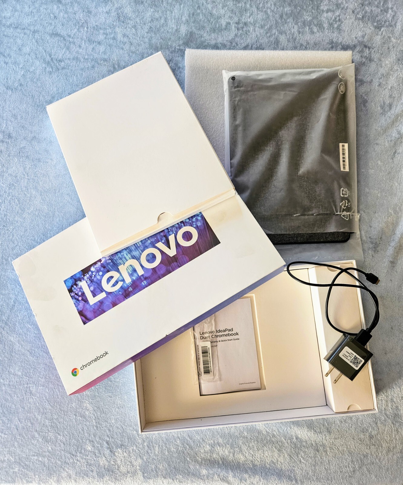 Lenovo IdeaPad 10.1″ Duet Chromebook 4GB Mem 128 GB SSD
