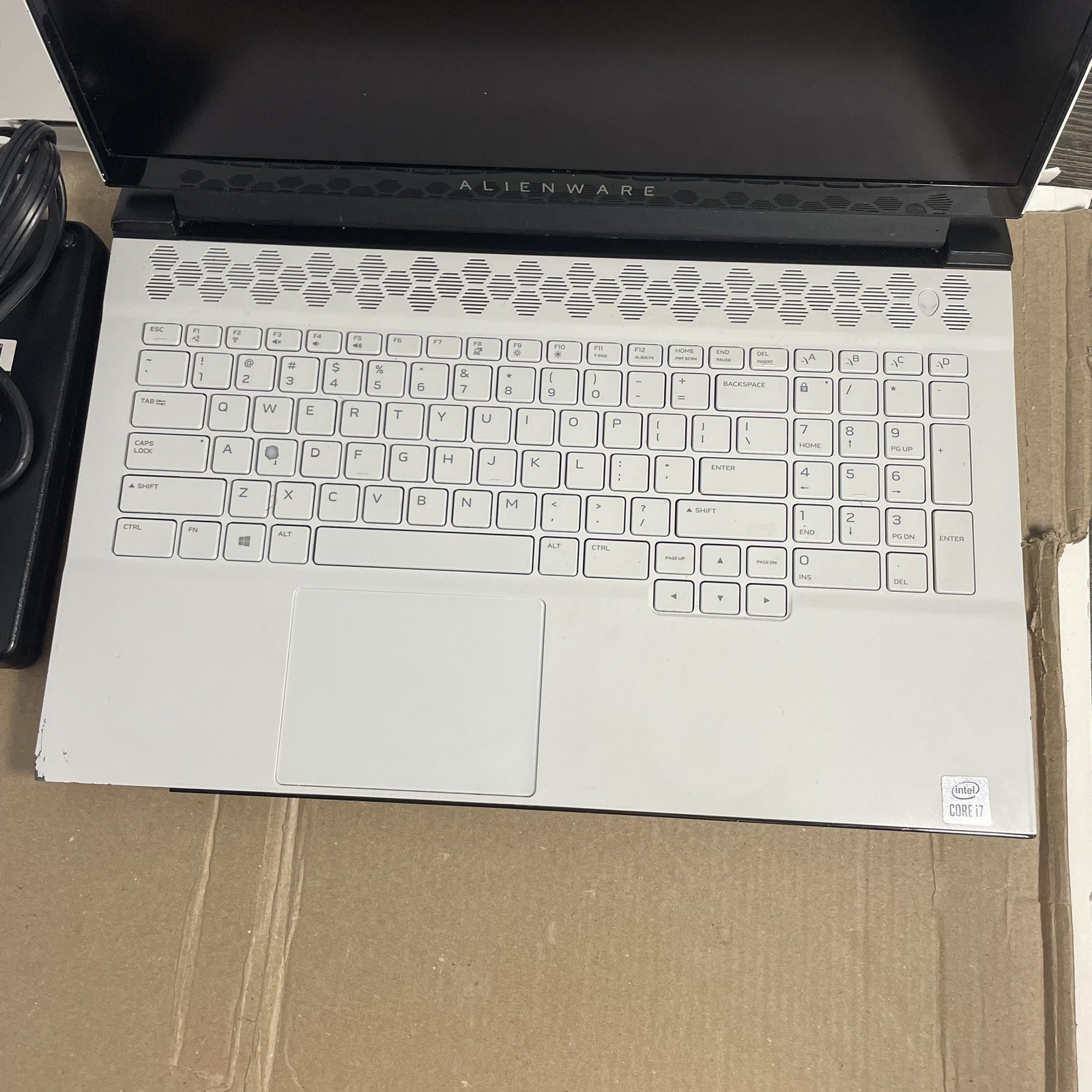 Alienware m17 R3 Gaming Laptop 300Hz RTX 2070 1TB SSD Super 16GB RAM i7-10750H