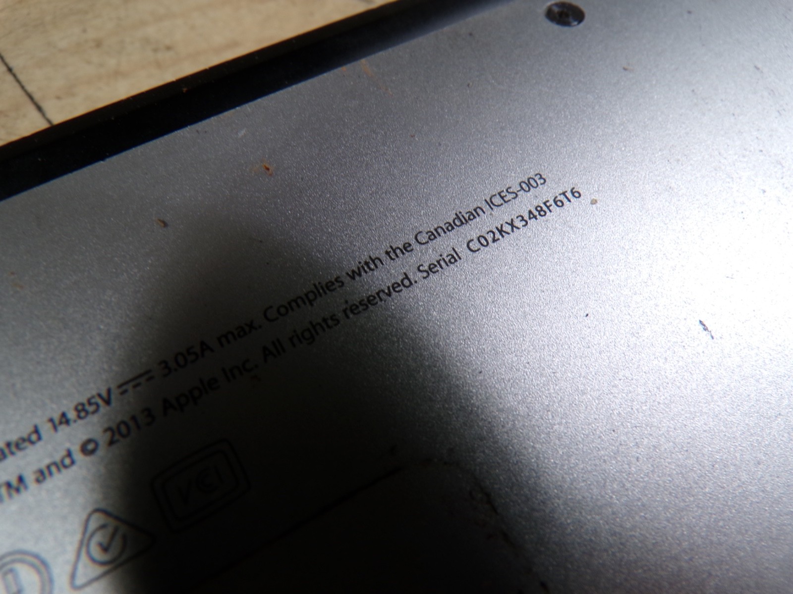 MACBOOK AIR “CORE I5” 1.3 13” (MID-2013) 1.3 GHZ CORE I5 (I5-4250U) 4GB RAM