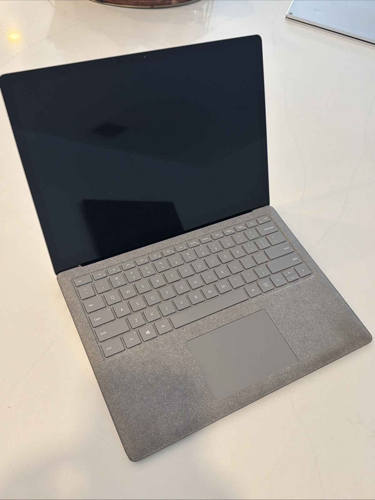 Microsoft Surface Laptop 2 Model 1769 Intel i5-8350U 8GB 256GB SSD Silver W10P