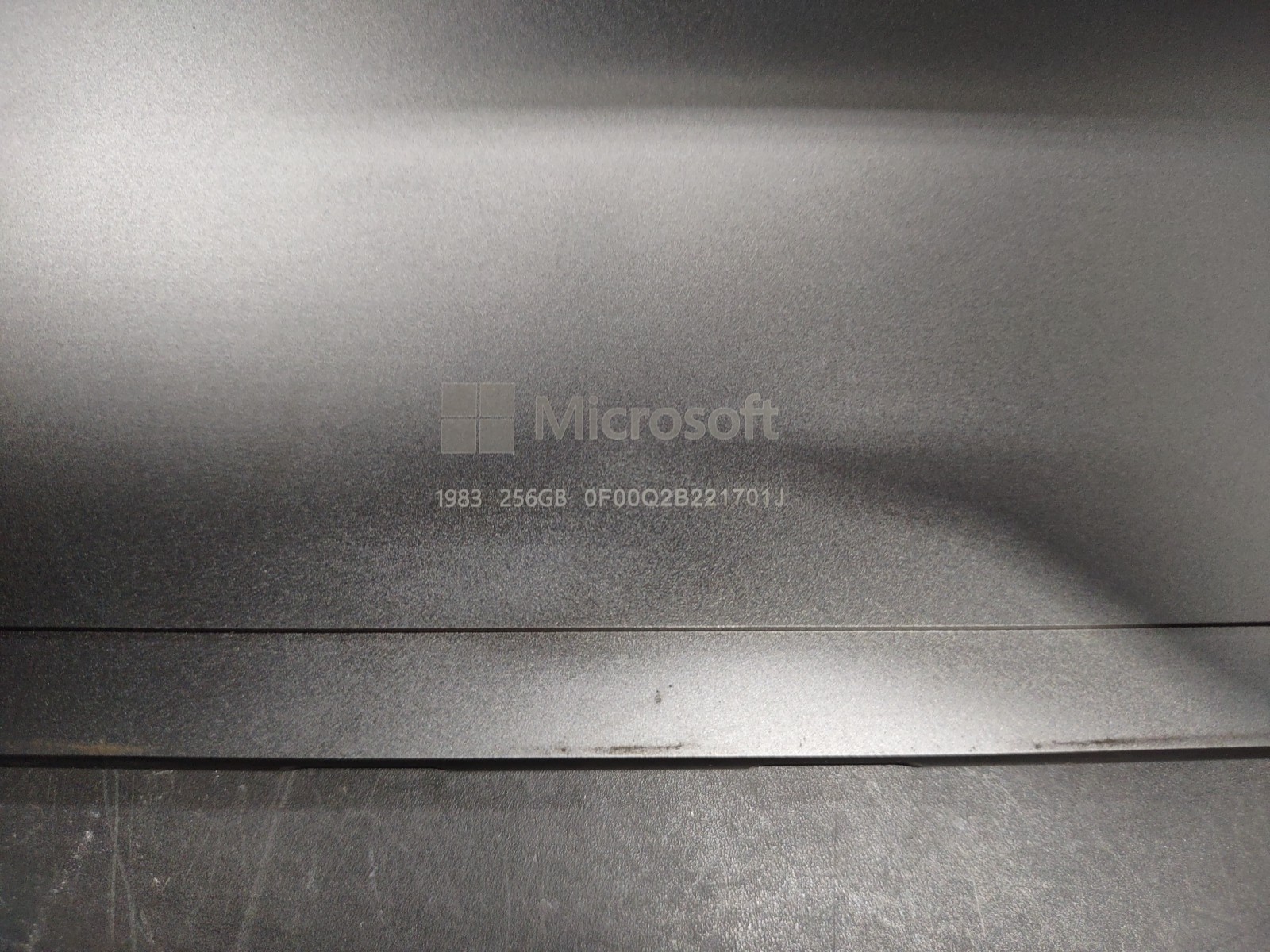 Microsoft Surface Pro 8 i7 1185G7 @ 3.00Ghz 16GB RAM 256GB NVME NO OS