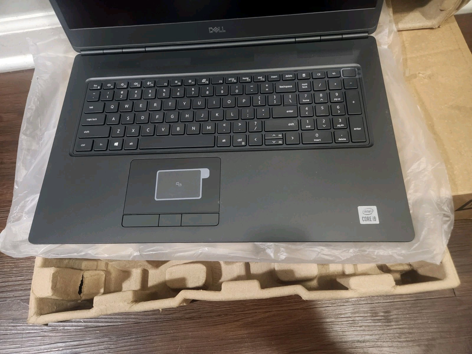 Dell Precision 7750 17 ” (( Intel i9-10885H,2.4GHz , 32GB RAM )) (( New ))
