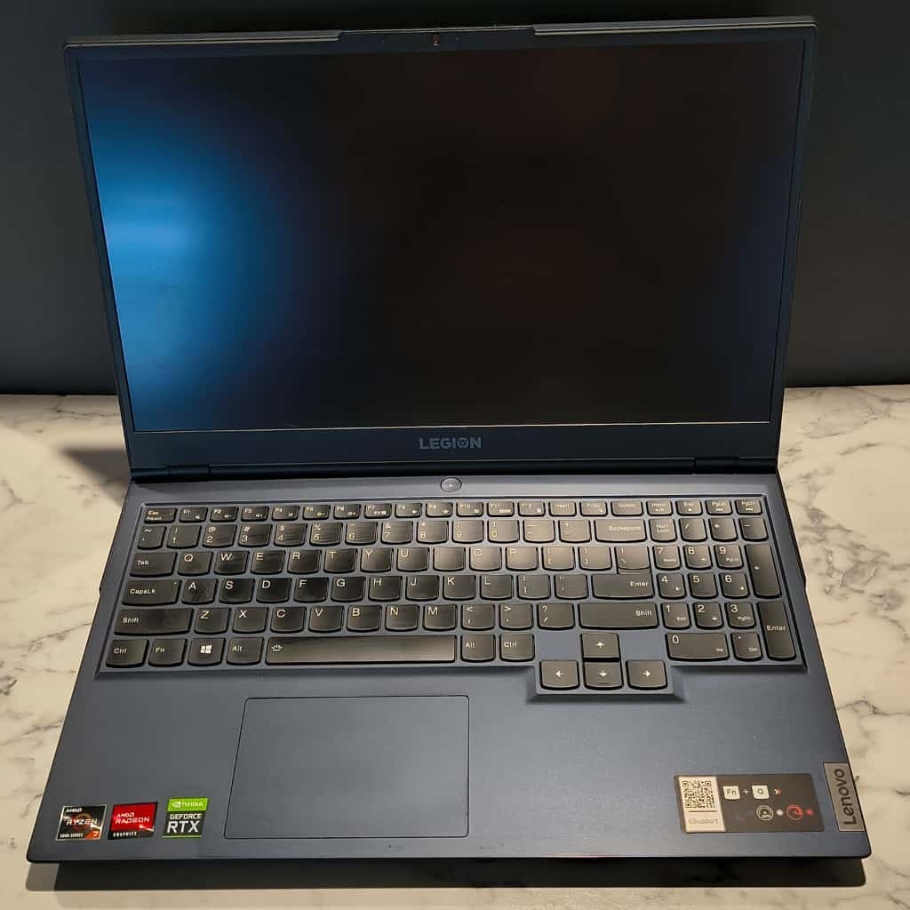 Lenovo Legion 5 15ACH6 – 16GB RAM – AMD Ryzen 7 5800H / Radeon, 3201 Mhz, 8 Core