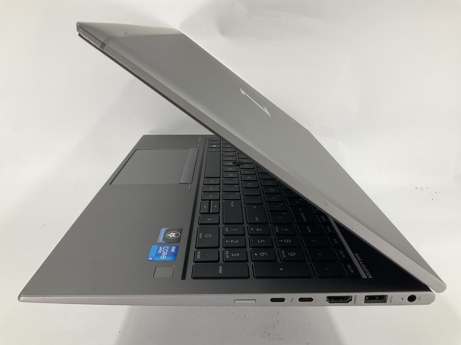 HP Zbook Firefly G8 15.6″ Core i5-1145G7 256GB 32GB B Win 11 Pro