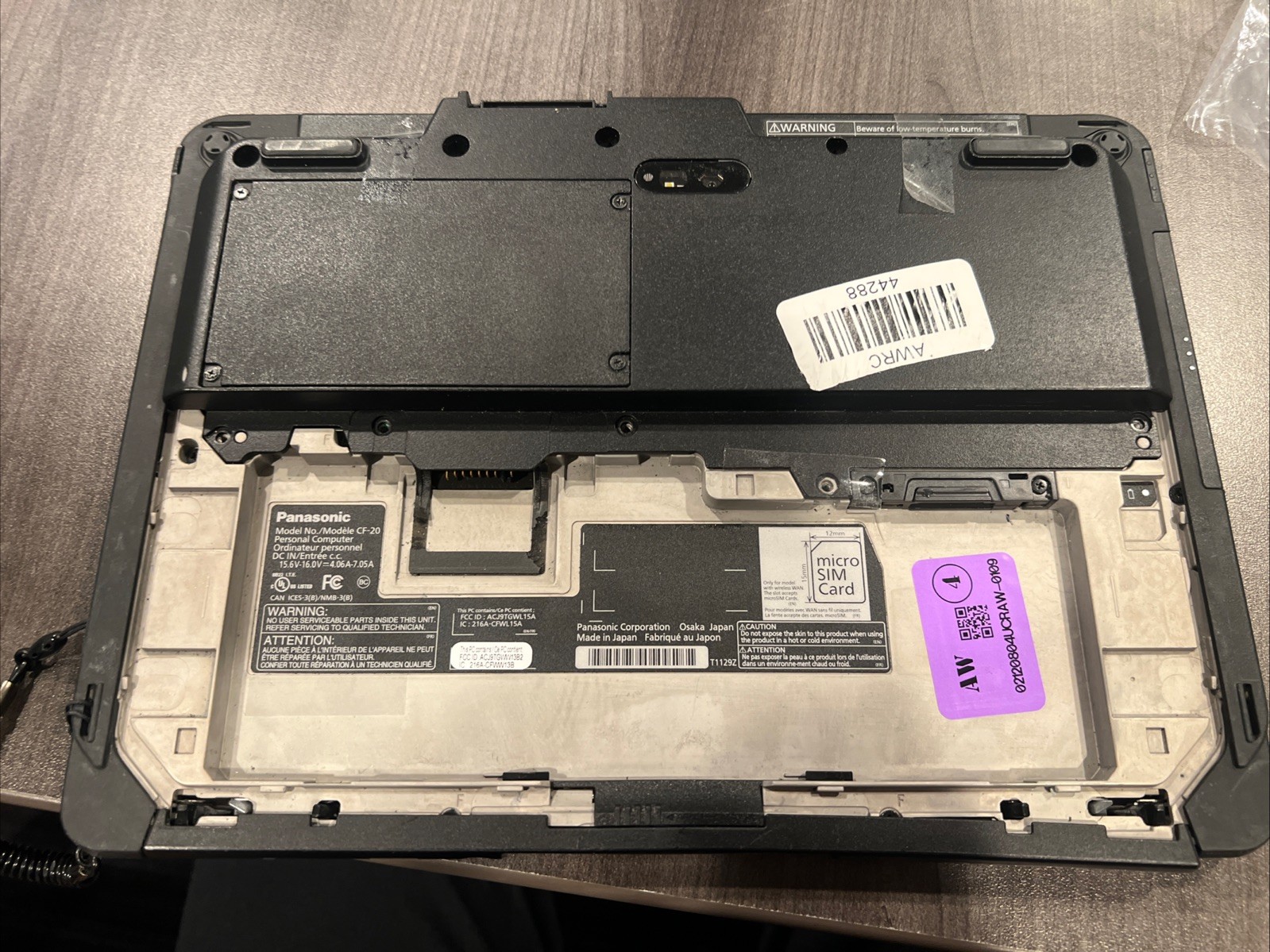 Panasonic CF-20-1 Toughbook 8.0GB Core M5-6Y57 @ 1.10 GHz No Battery/HDD