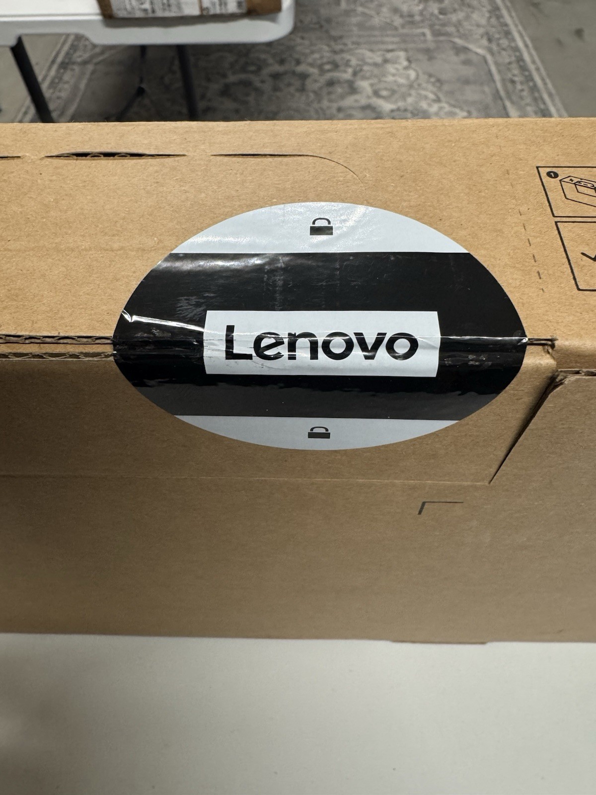 Lenovo IdeaPad Slim 3 15Q8X10 15.3” Snapdragon X8 Core 16GB Ram 512GB SSD Grey