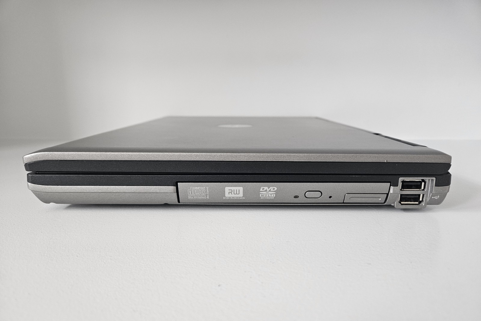 Dell Latitude D531 AMD Athlon 64 X2 1.90GHz 2GB RAM 320GB HD Linux Mint 22.3