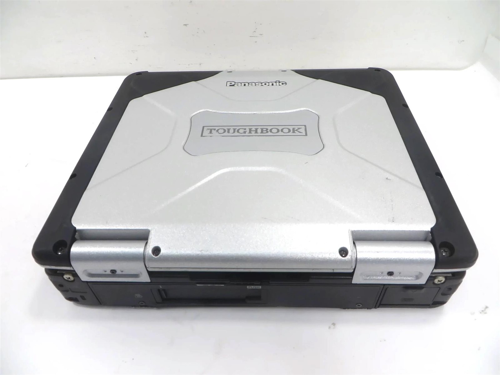 Panasonic CF-31 MK5 Core i5-5300U 2.30GHz 4GB 500GB HHD Win 10 – w/Camera