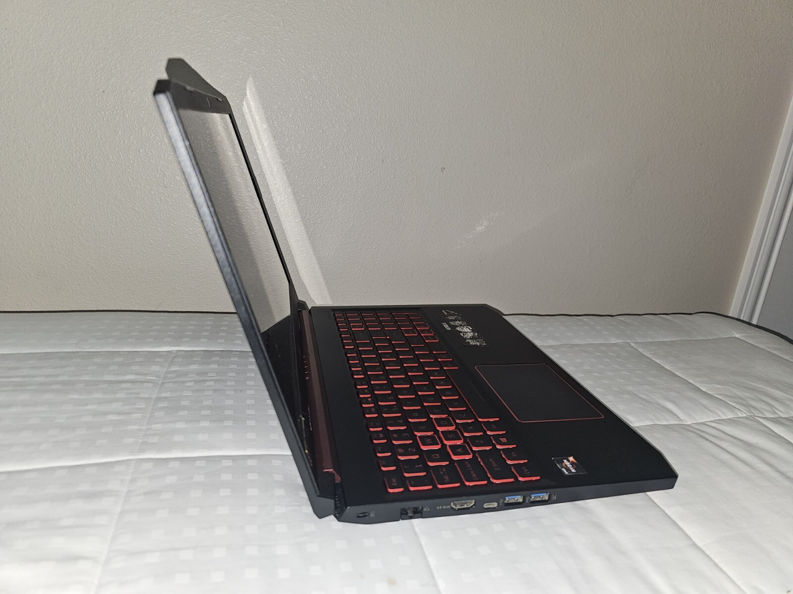 Acer Nitro 5 15.6″ GTX 1650 AMD Ryzen 5 3550h Quad Core Gaming Laptop PC 265GB
