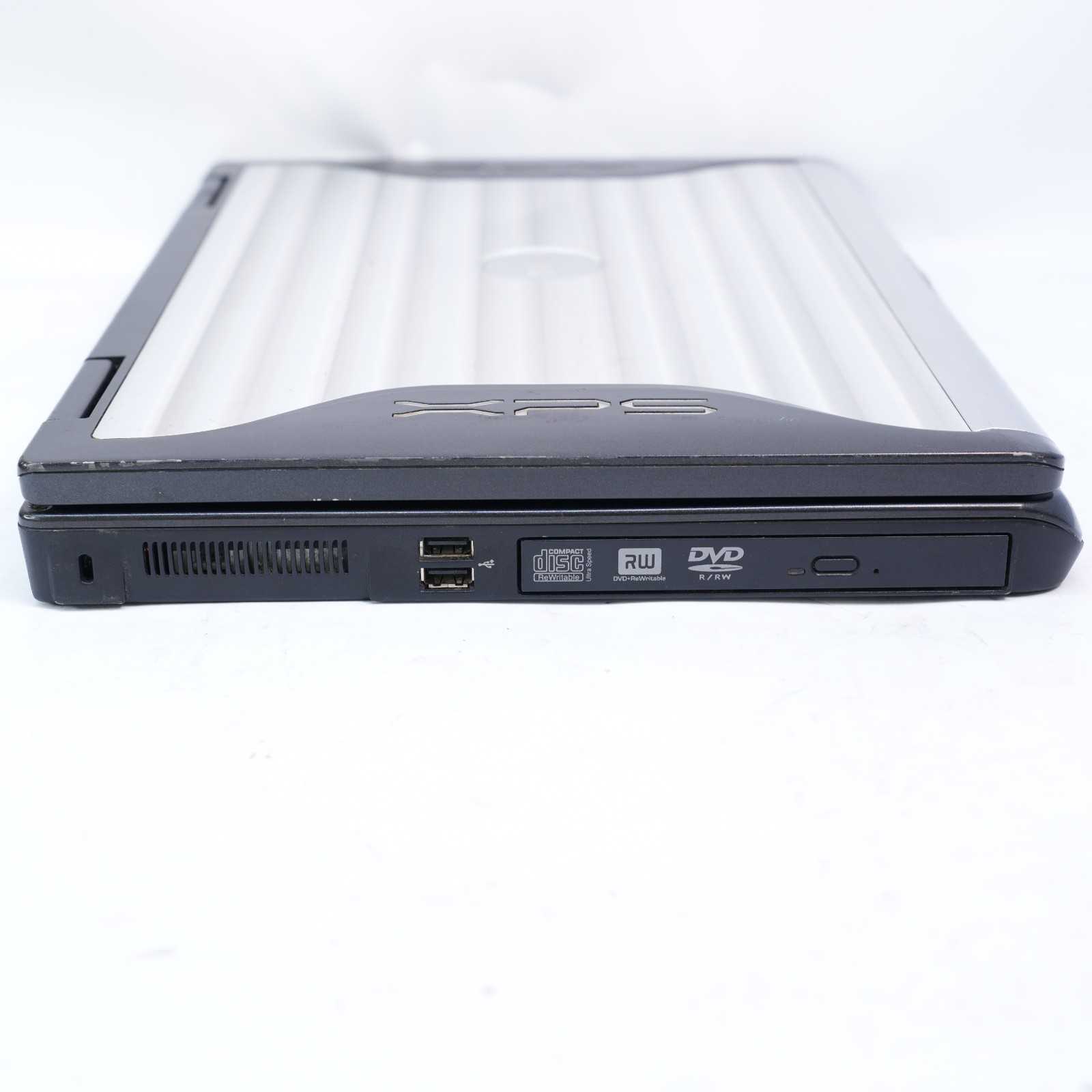 Dell XPS M170 17″ Pentium M, 1 GB RAM, NO HARD DRIVE NVIDIA 7800 T12-D17