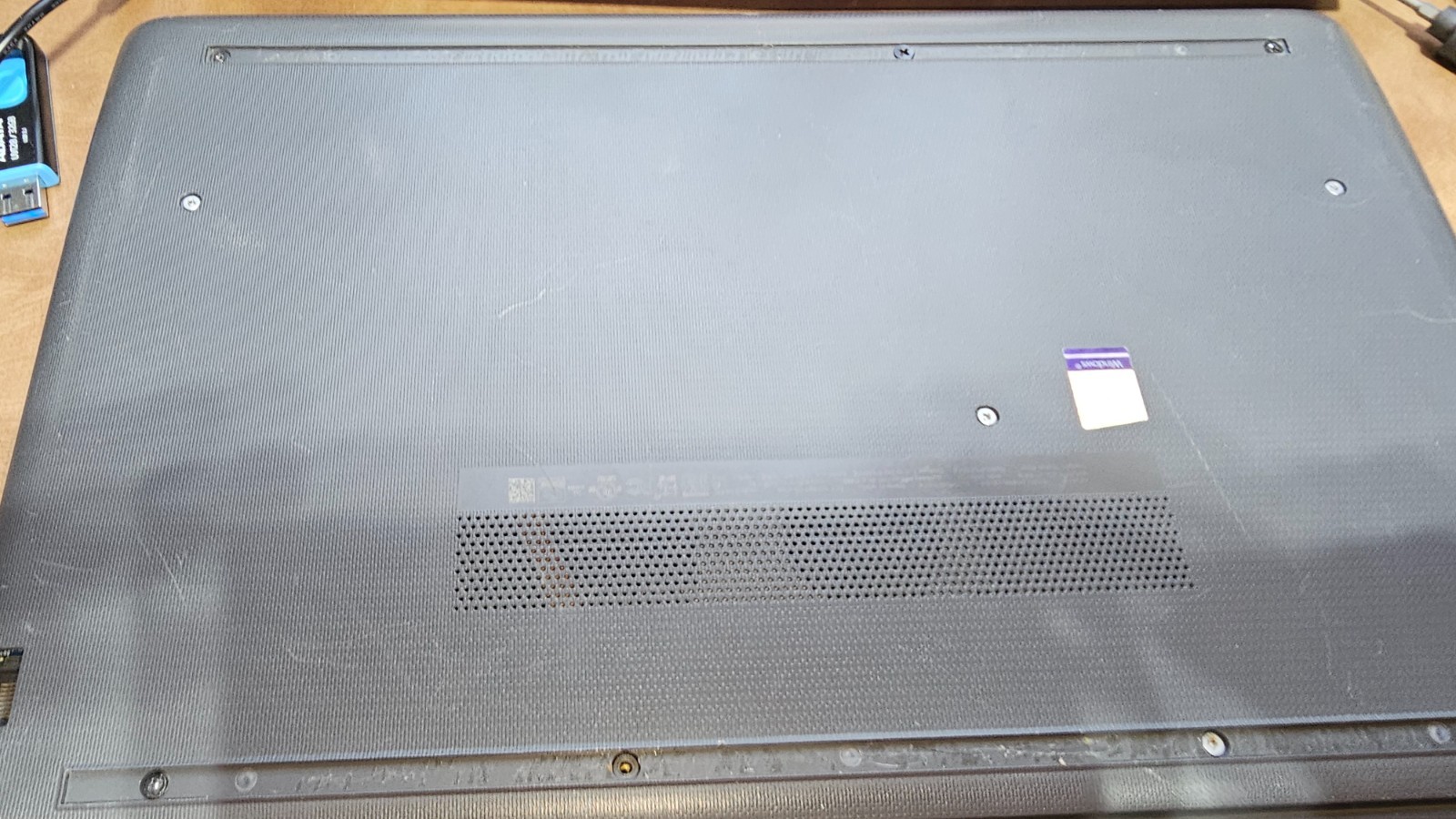 HP 250 G7 Notebook i5-8265U, 8GB Ram, 250GB SSD. Looks Beaten, But Works Good!