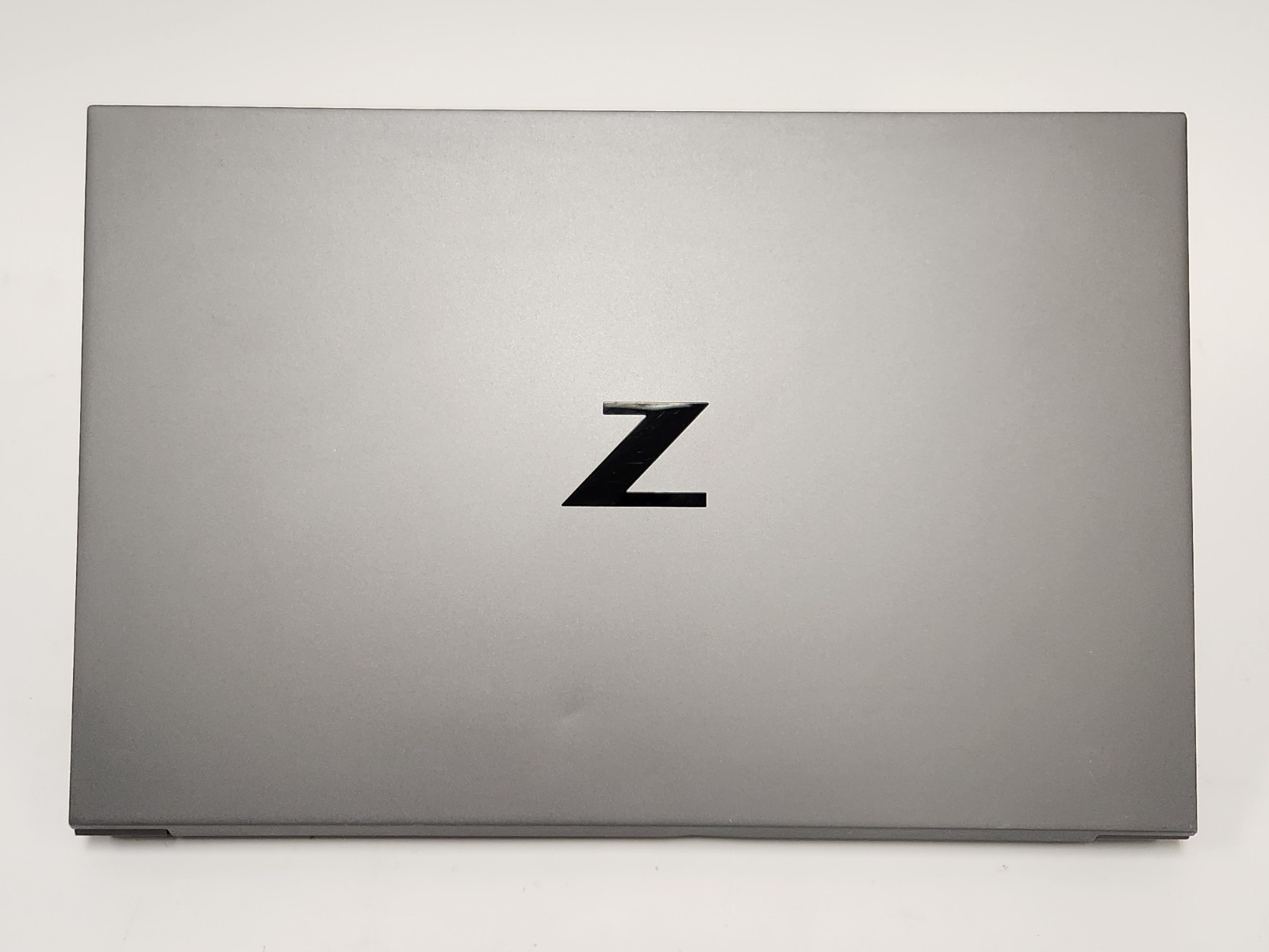 HP ZBook Studio G7 Workstation i7-10750H 2.6GHz 16GB 512GB T1000 W11P *READ*
