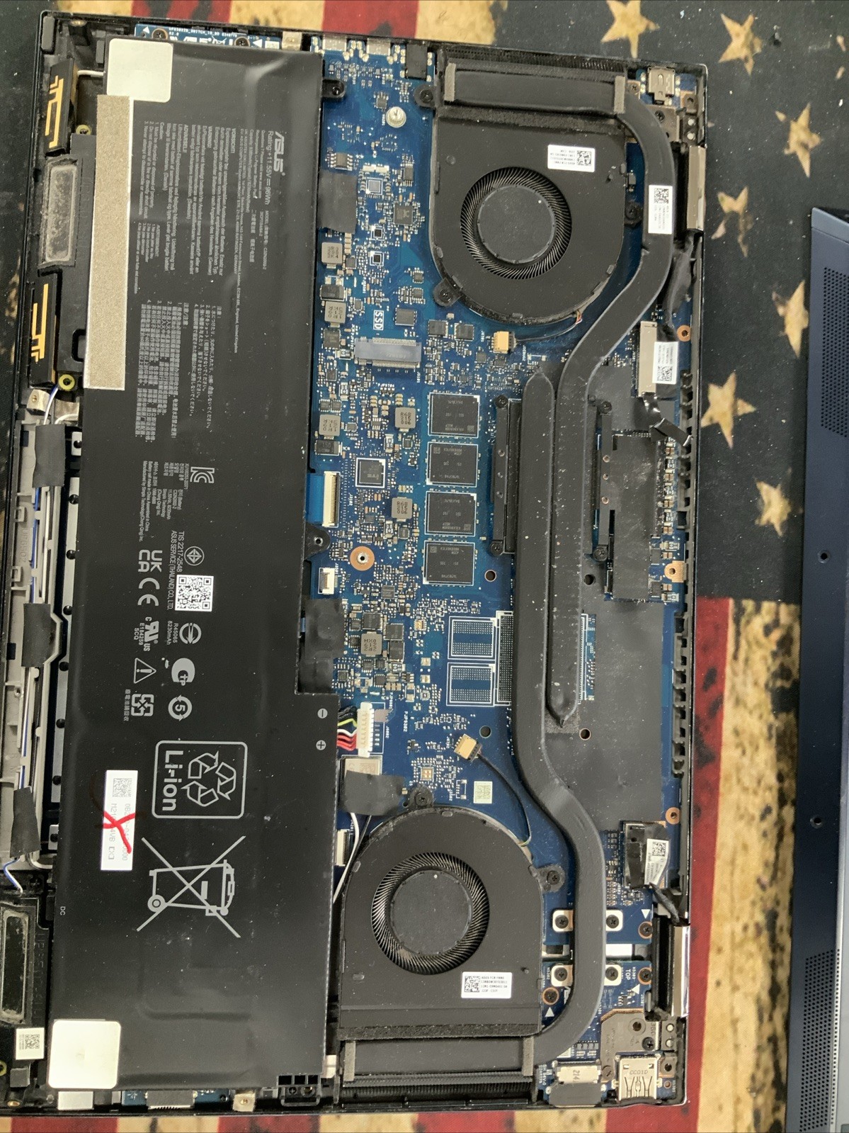 Asus ZenBook Pro 15 Flip Q529Z 15″ i7-12700H Broken For Parts BXPC2