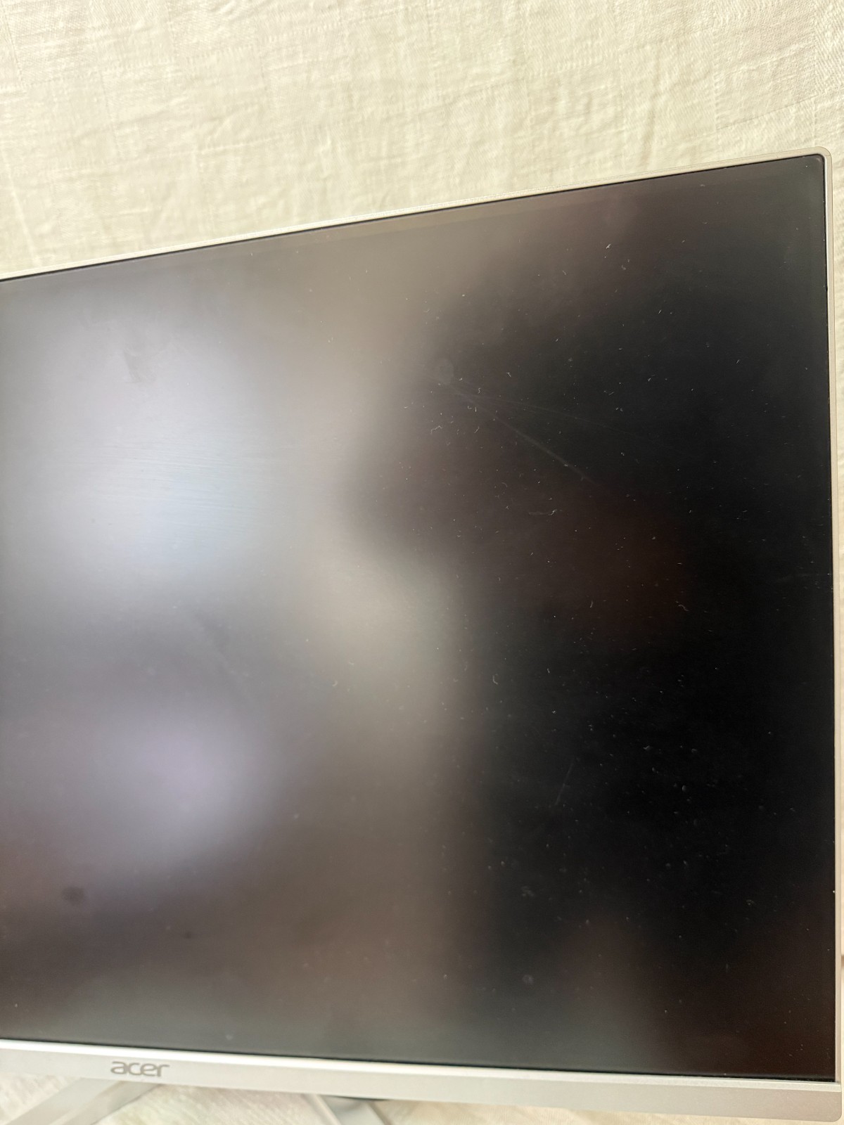 Acer Aspire C24-865 series 21″ Intel Core 8th Gen All in One-Silver Monitor