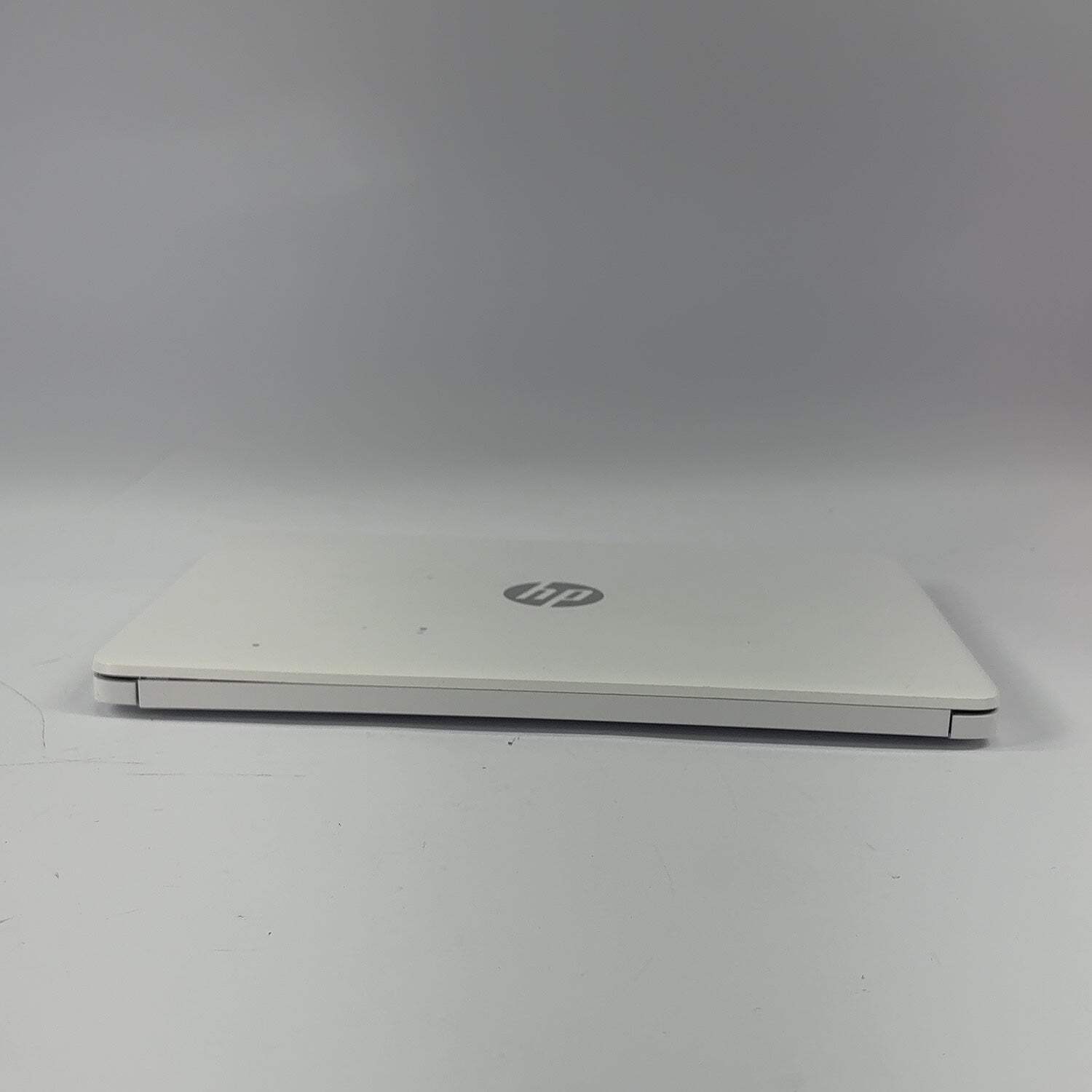 HP Laptop 14-DQ3000DX 14″ Celeron N4500 1.1GHz 4GB RAM 64GB SSD