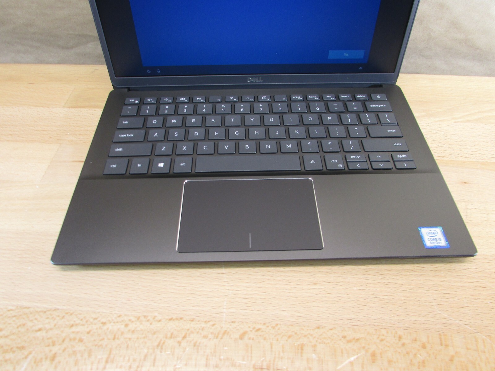 Dell Latitude 3301 i5 8th Gen 8GB RAM 128GB SSD 13.3″ Win10 Pro Laptop