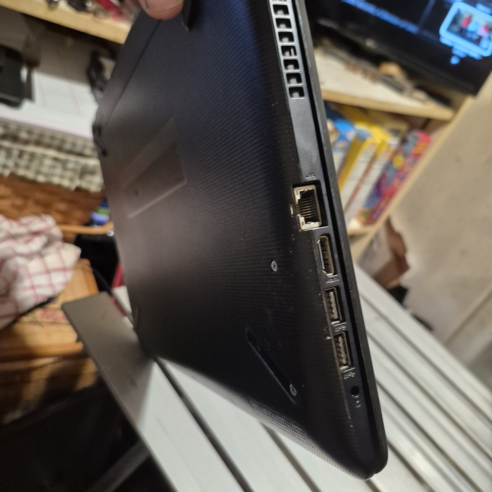 HP TPN-C129 Laptop For Parts Only