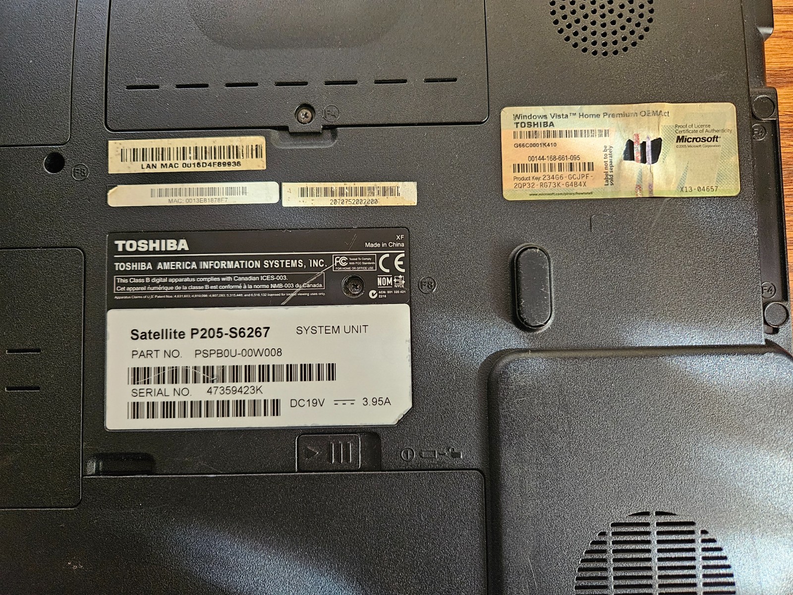 Toshiba Satellite Laptop P205-S6267 w/Power Adapter Working As Is No HDD