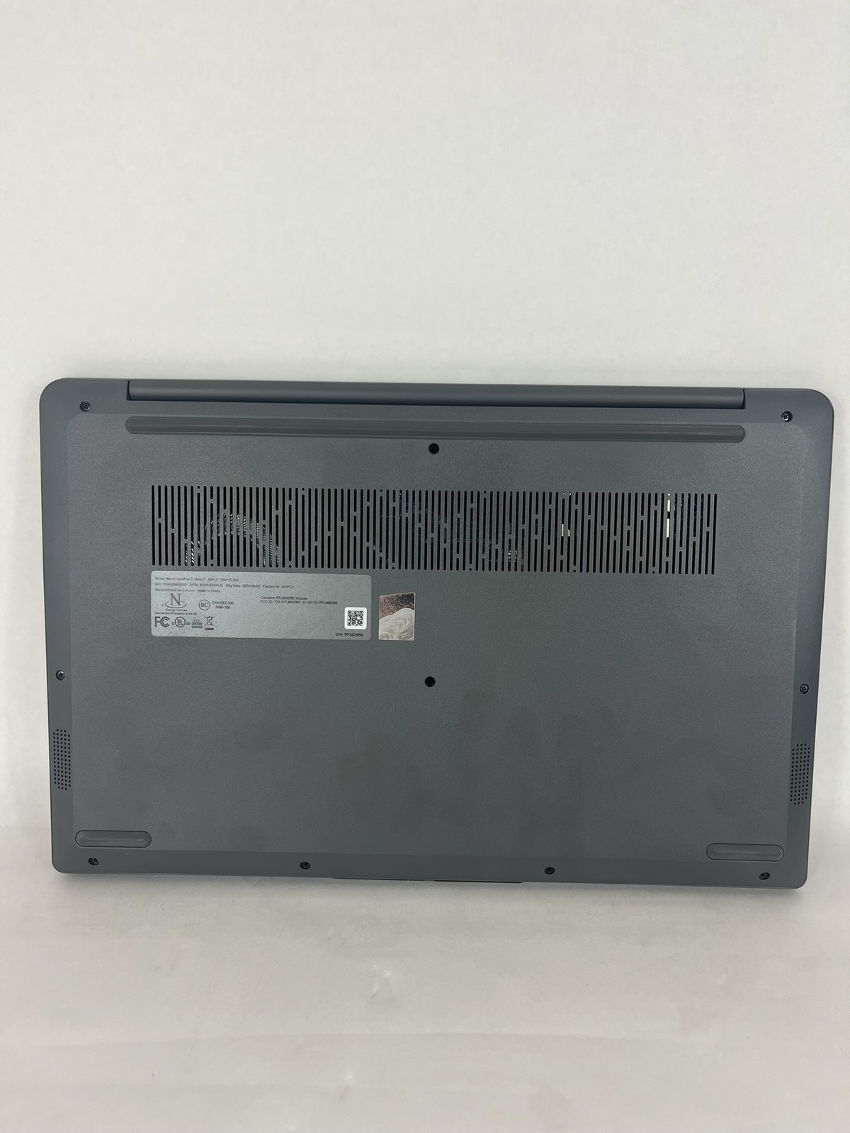 Lenovo IdeaPad 3 15IAU7 15.6IN i5-1235U 8GB 256GB SSD W11