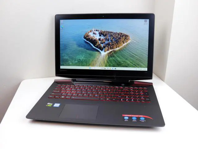 Lenovo Y700-15ISK 15.6 in Full Touch Intel Core 6700HQ NVIDIA Core i7 16GB RAM