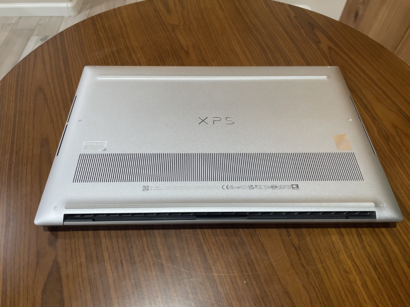 Dell XPS 15 9530 3.5K OLED Touch i7-13700H 32GB 1TB SSD RTX 4050 – 100% Battery