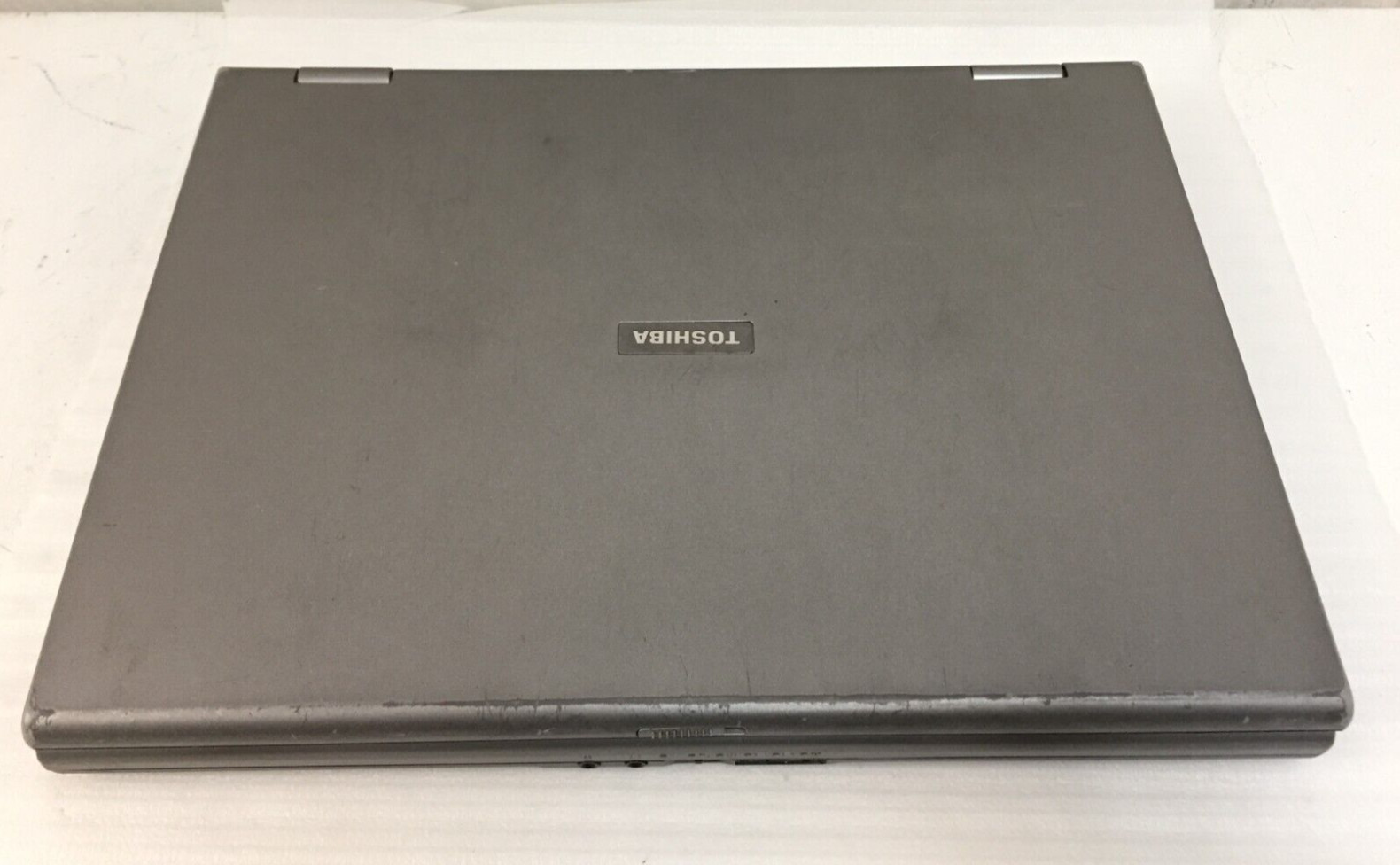 Toshiba Tecra A8-EZ8311 15.4″ Laptop Intel Celeron M 1.6GHz 2GB RAM No HDD/AC