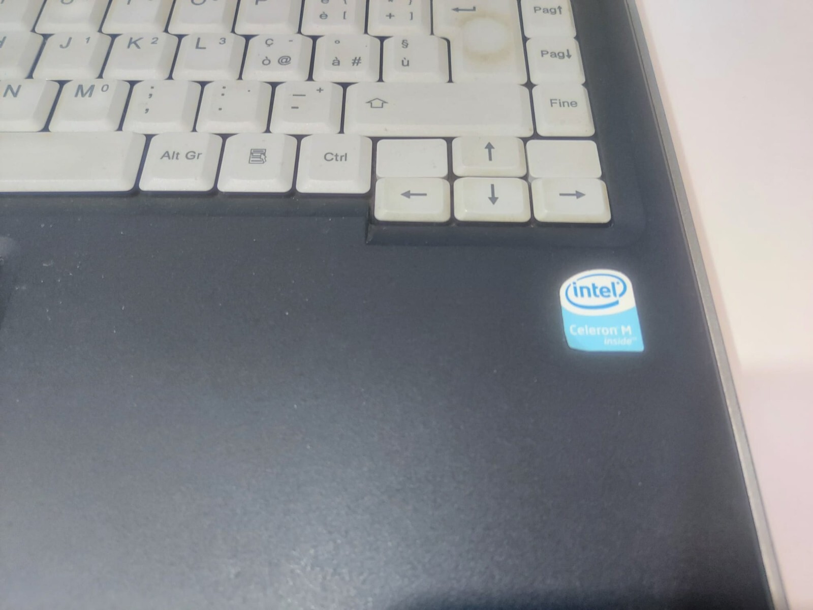 Fujitsu Siemens Laptop EF6R Notebook No Ram & Hard Drive for Parts