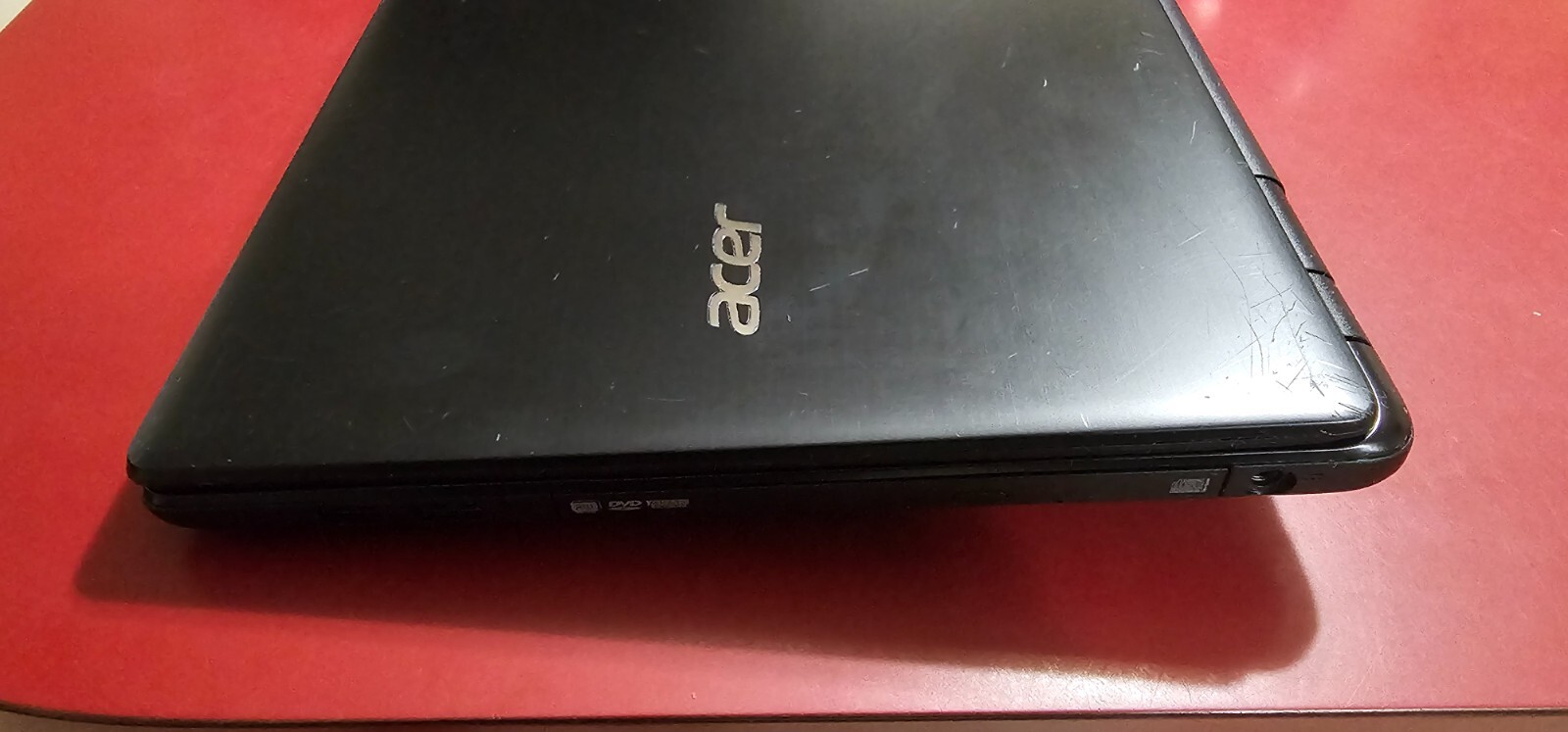 Acer Aspire Notebook E5-521-23KH 15.6″ 4GB RAM 1TB HDD AMD E2 Win10