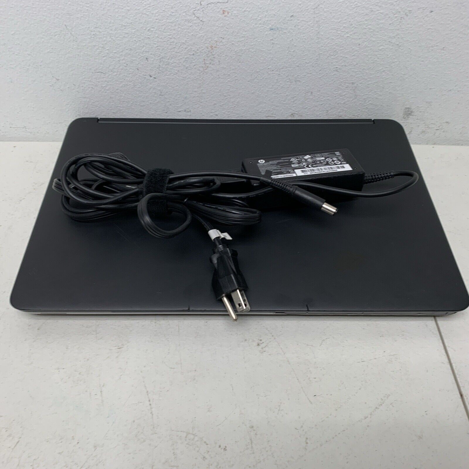 HP PROBOOK 650 G1 I5-4330M 2.30 GHZ 8 GB RAM 320GB HD Win 10