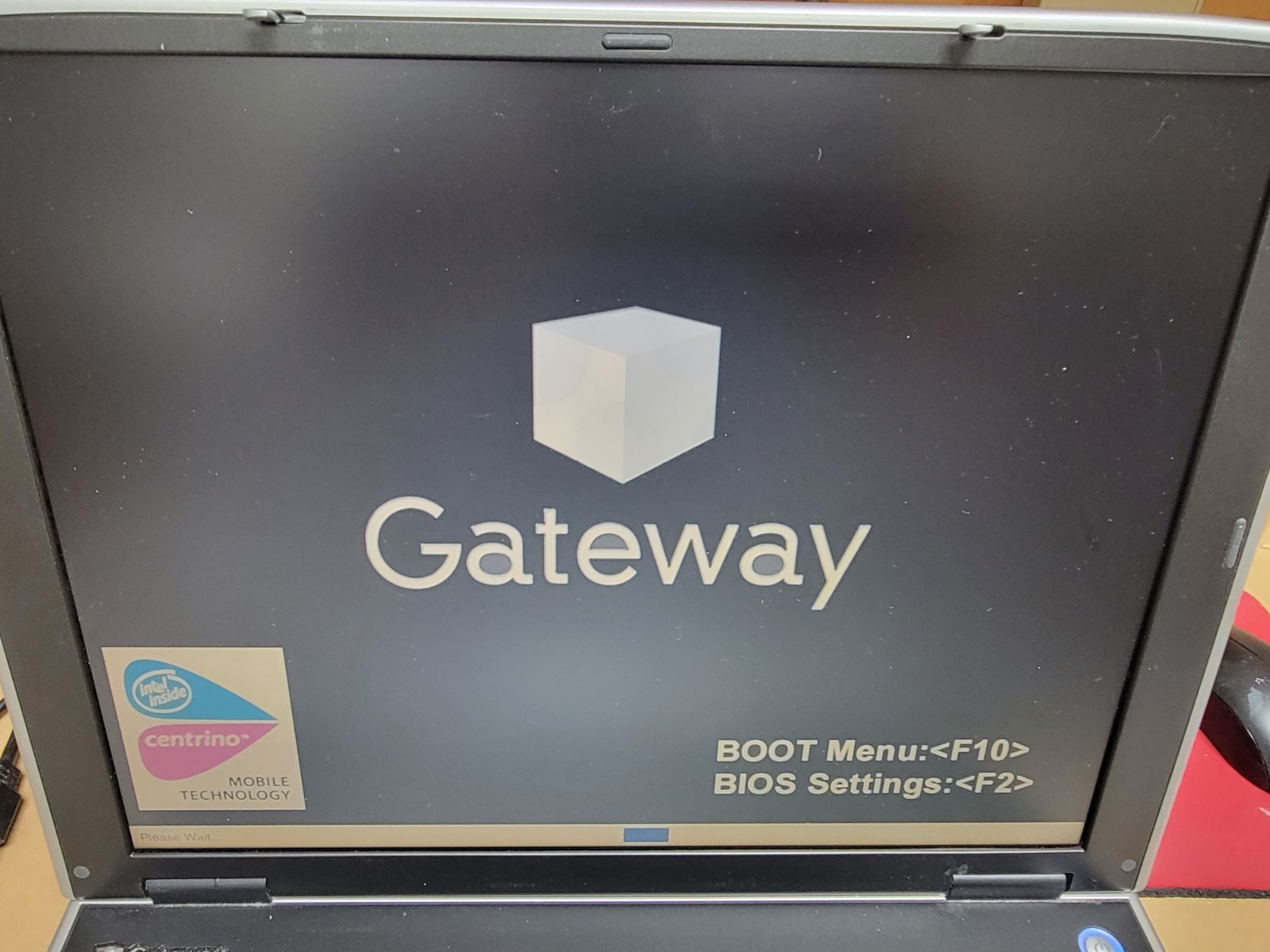 GATEWAY M460 LAPTOP – PENTIUM M 1GB – FOR PARTS OR REPAIR
