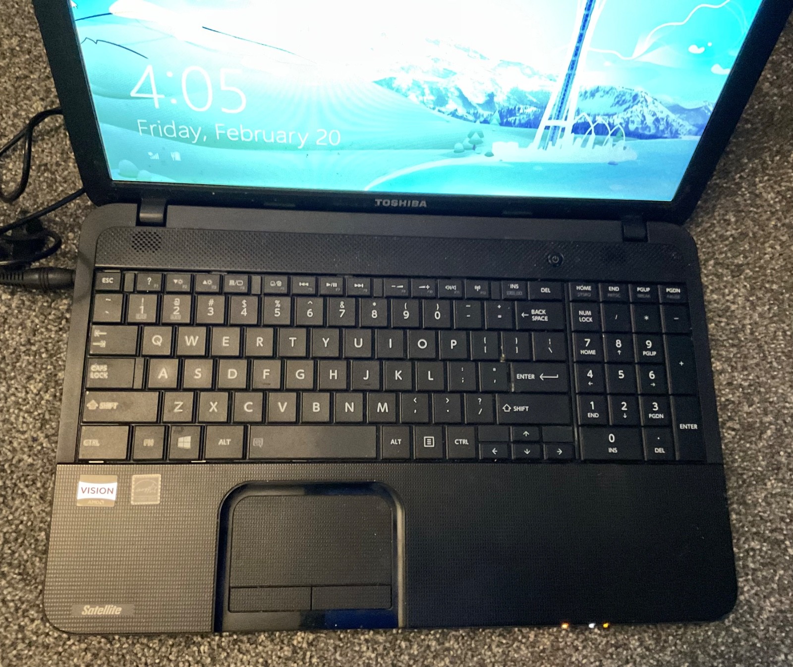 TOSHIBA Satellite AMD C855D 15+” Laptop Great Working Condition No Pin
