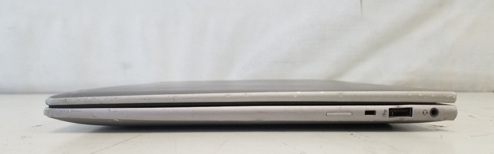 HP ZBook Firefly G11 14″ Core Ultra 5 135H 1.7GHz 16GB RAM NO OS NO SSD
