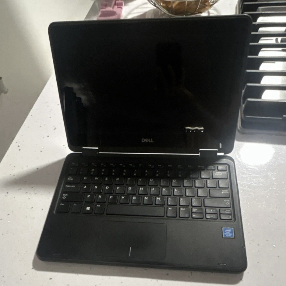 LAPTOP Dell Latitude 3190 2-in-1 11.6″ Convertible Linux Mint Black Charger